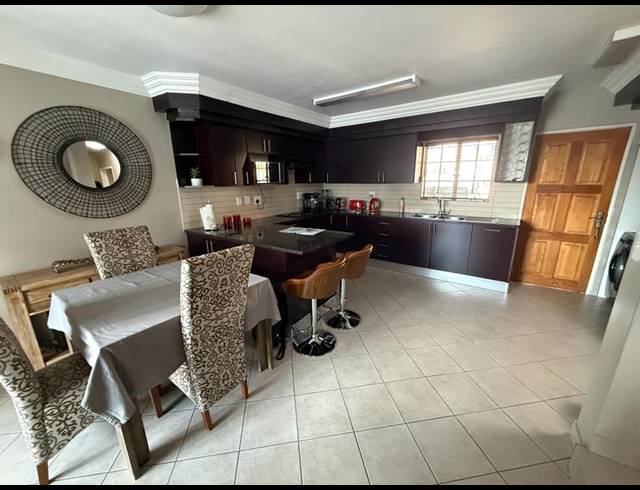 3 BEDROOM TOWNHOUSE FOR SALE IN BROOKLANDS LIFESTYLE ESTATE